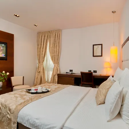 Hotel Marmont Heritage 4*