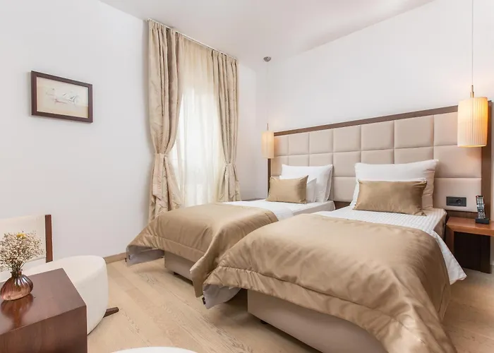 Hotel Marmont Heritage (adults Only)