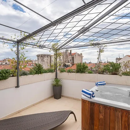 Hotel Marmont Heritage (adults Only) 4*