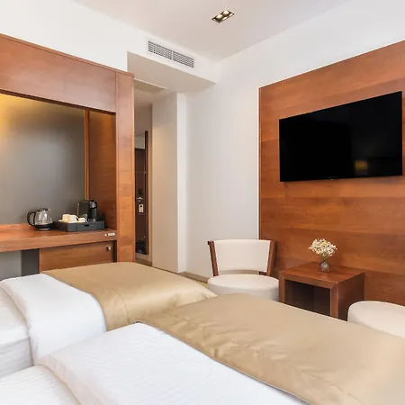 Hotel Marmont Heritage (adults Only)
