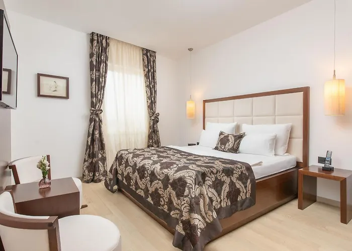 Hotel Marmont Heritage (adults Only) 4*